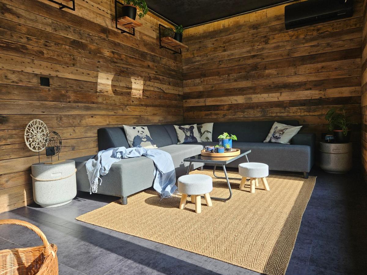 Meszes Apartman Kalocsa Exterior photo